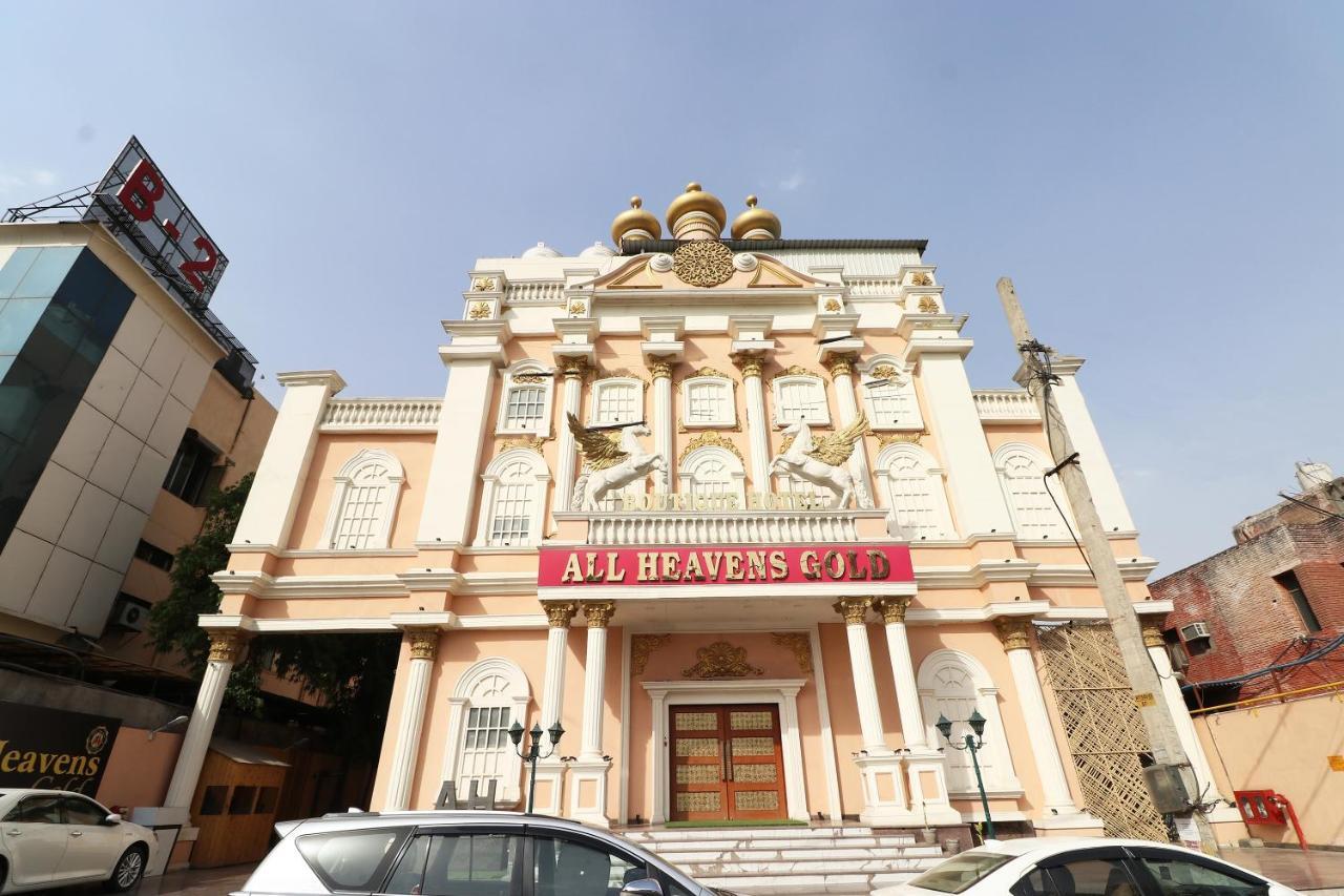 All Heavens Gold Hotel New Delhi Exterior photo